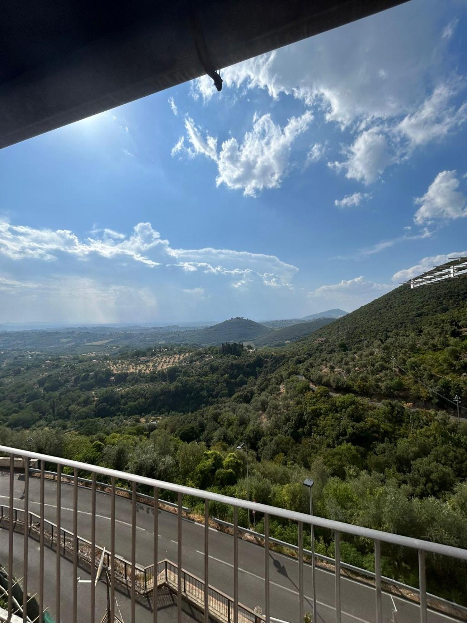 Appartamento La Casa Della Rocca Roccantica Esterno foto